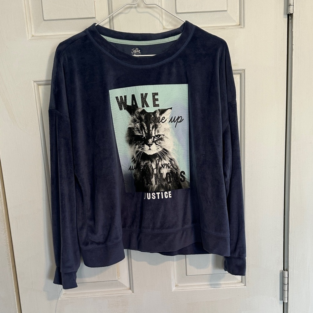 Justice Sleep Top Girls size XL